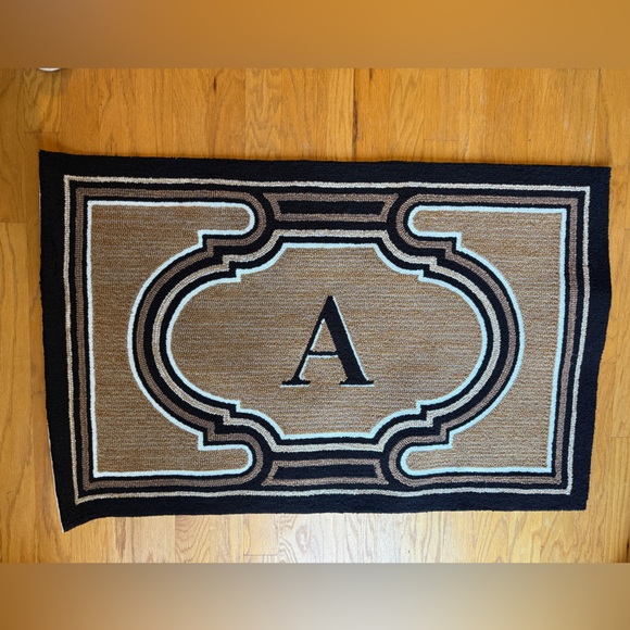 Frontgate Monogram Rug  'A' - NWT - Picture 10 of 15